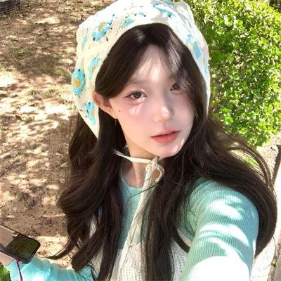 甜蜜寂寞女孩